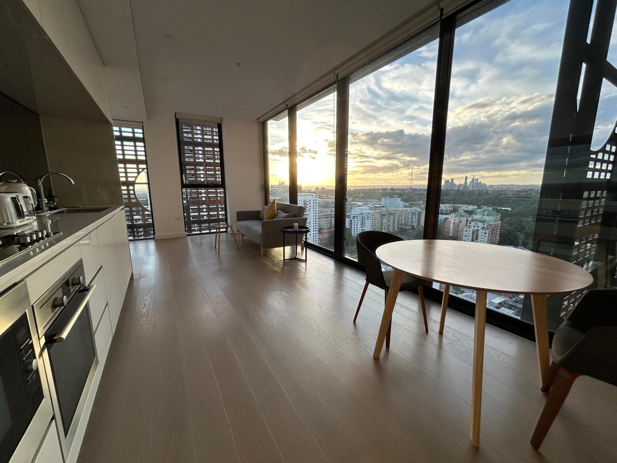St Leonards 1 Bed Prime Location & Views